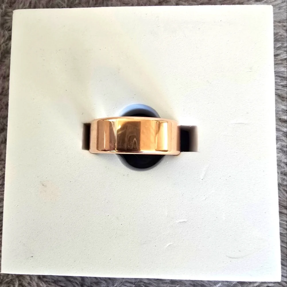 NEW! Smart Ring in Gold Size 10! Beautiful & Comfortable Fit! iOS & Android